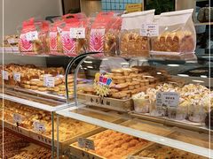 -金色麦甜糕点(面包.蛋糕.华苑店)