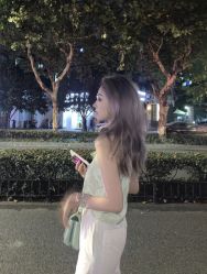 -AYO SALON
