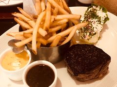 -db Bistro & Oyster Bar by Daniel Boulud(滨海湾金沙店)