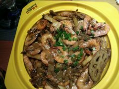 -多嘴肉蟹煲(万达店)