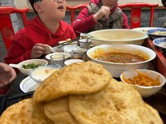 -蓝田九大碗民俗食府(蓝田店)