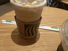 -星巴克臻选(上海中环广场2F店)