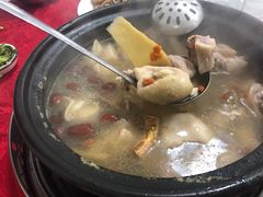 -花苑美食横琴生蚝火锅(拱北粤华路店)