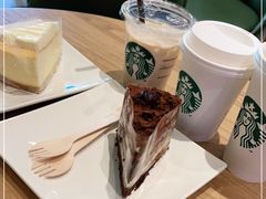 -星巴克臻选(济南万达店)