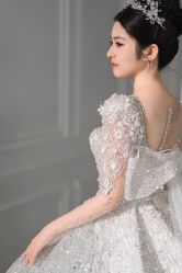 -拉瑞娜LaReine婚纱礼服高级定制