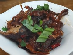 -隔壁老王·家常云南菜(花巷店)