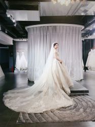 -艾米丽婚纱礼服