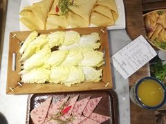 -尚尚仙·酸汤猪手·猪肚鸡火锅(华联万柳购物中心店)