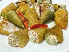 -三亚火车头万人海鲜广场