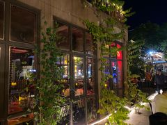 -拾光音乐餐酒吧(告庄星光夜市店)