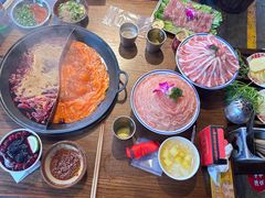 -萍姐火锅·公路夜市(武汉首店)