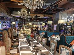 -领鲜活海鲜榴莲自助火锅(东门店)