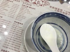 -周大娘牛乳(旧寨古村总店)
