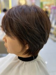 -虫二·专注健康烫染沙龙