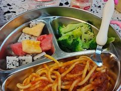 -萨卡屋亲子乐园·餐厅(龙山万物工场店)