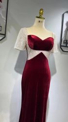 -NaNa婚纱礼服馆