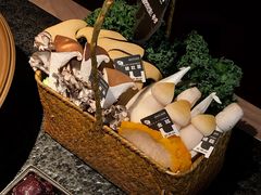 -三出山火锅(南京万象天地店)