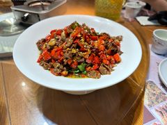 -黄泥岗·地道湖北菜(奥特莱斯店)