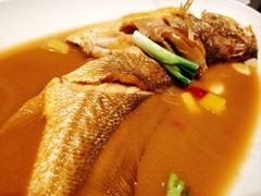 葱烧大黄鱼-荣小馆(临海世纪花城店)