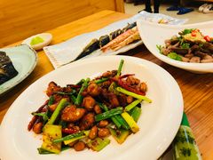 -青瓦餐厅·生鱼片·韩园烤肉(西塔店)