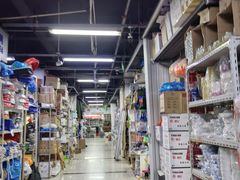 -钱万里桥小商品市场(虎池路店)