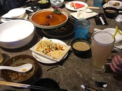 -三人行骨头王火锅(长寿店)