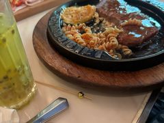 -拉拉伯爵西餐厅(青田店)