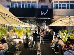 -W COLLECTIVE  DESSERT SHOP