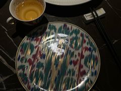 -海派悦庭·海胆烧麦·新融合菜(凯德广场店)