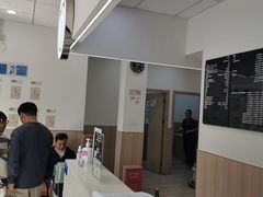 -申普宠物医院·眼科·心内科·影像科(普陀分院)