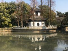 -汇龙潭