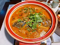 大鱼头烧凤爪-雨后行菜(报慈北路店)