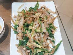 -鲁南仔·滕州炒鸡(经三路店)