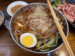 -韩风烤牛肉冷面店