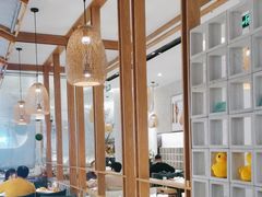 -三人行骨头王火锅(长寿店)