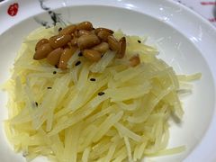 松仁土豆丝-喜家德虾仁水饺(华强天虹店)