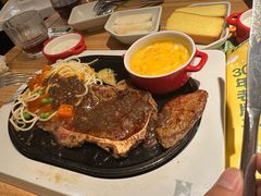 -豪客来牛排(重庆三峡广场步行街1704店)