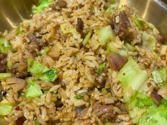 烤肉炒饭-聚合鑫东北熏酱熟食麻辣面(长阳店)