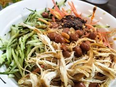 -牛一嘴·兰州牛肉面·大盘鸡(财富中心店)