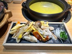-一朵菌·野生菌探索家火锅(南亚店)