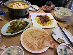 -吕氏疙瘩汤·海鲜新鲁菜(凯德mall新都心店)