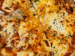 -城市大道红炉披萨烘焙坊