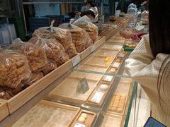 面包甜点陈列柜-泸溪河桃酥(西直门凯德店)