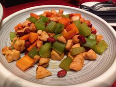 -福照楼汽锅鸡·云南菜(火车站锦江店)