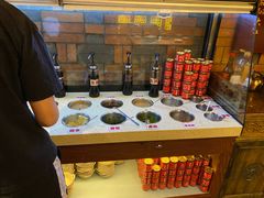 自助调料区-小龙坎火锅(总店)