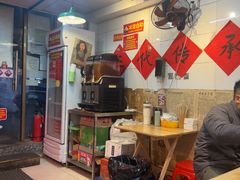 -柳州肥姨妈大骨螺蛳粉(东靖路店)