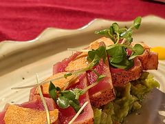 黄鳍金枪鱼牛油果-BROWNSTONE布朗石西班牙餐厅(富城店)