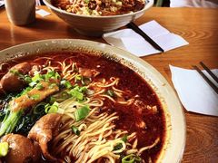 -丁丁猫重庆小面(徐州路店)