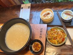 -银米·云南传统过桥米线(双廊黑金冠店)