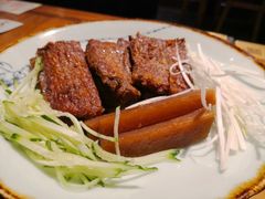 娄府酥骨带鱼-娄三少春饼·烤鸭(合生汇购物中心店)
